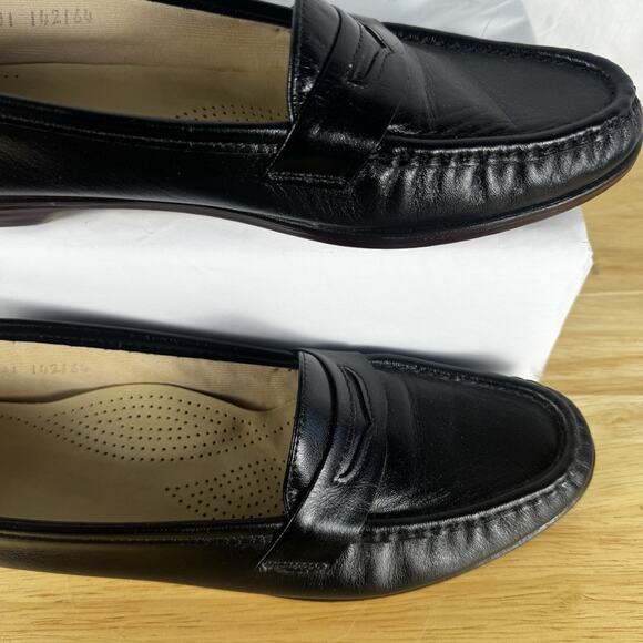 SAS Women's Slip-On Penny Style Loafer Shoes Sz 10.5 S (Narrow) Black, Preppy - Picture 2 of 11